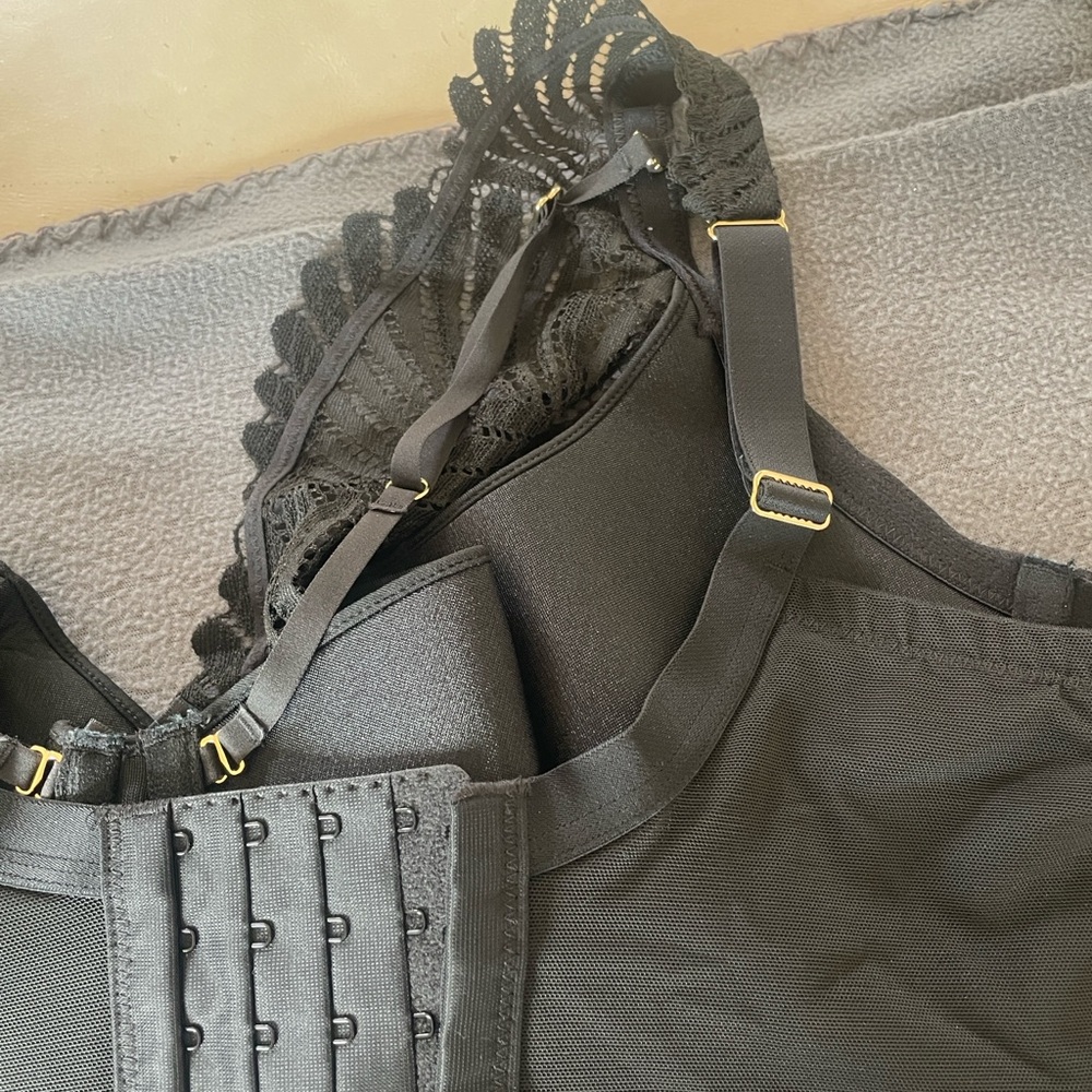 Lane Bryant Seriously Sexy Black Lace Bra - NWT!  (44DD) - Picture 12 of 14